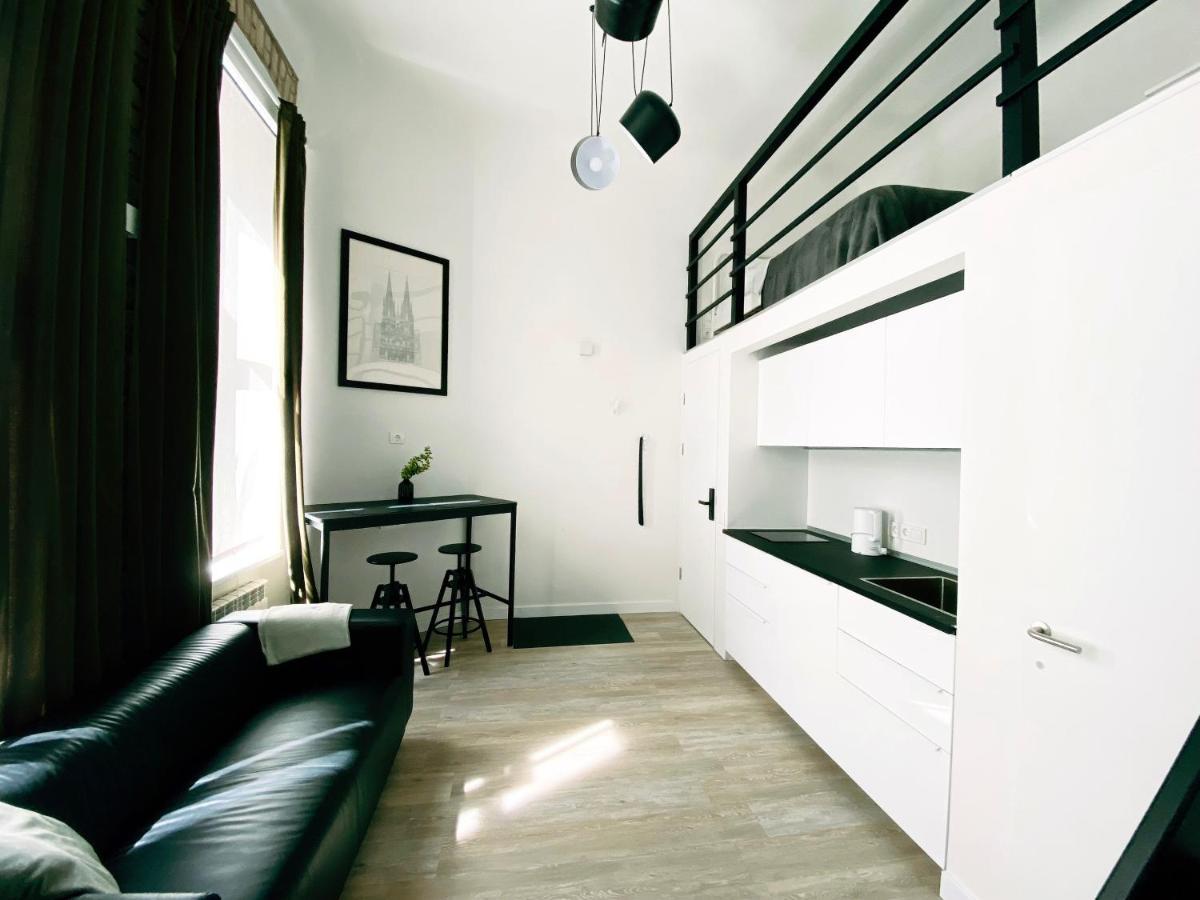 B&W Apartment Riga Buitenkant foto